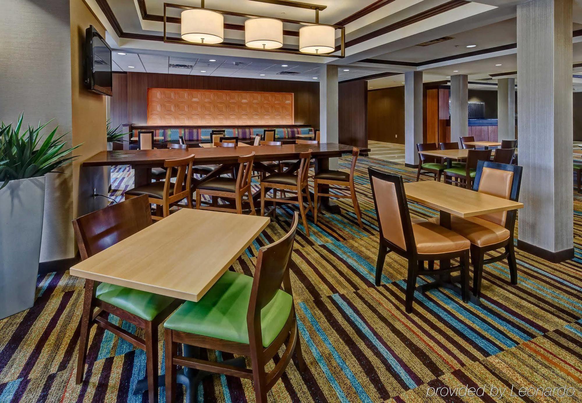 Fairfield And By Marriott Airport Hotel Oklahoma City